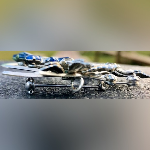 Vintage 1930s Rhinestone Studded Flower Spiral Pinwheel Pinback Brooch - Picture 8 of 9